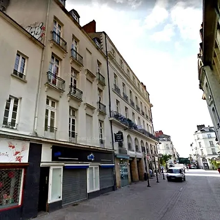 Centre, Parking 100m Apartment